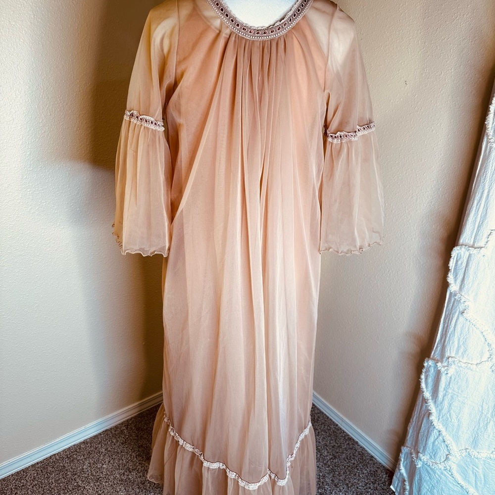 Intimé California Peach Chiffon Peignoir Set - Small - Picture 3 of 7